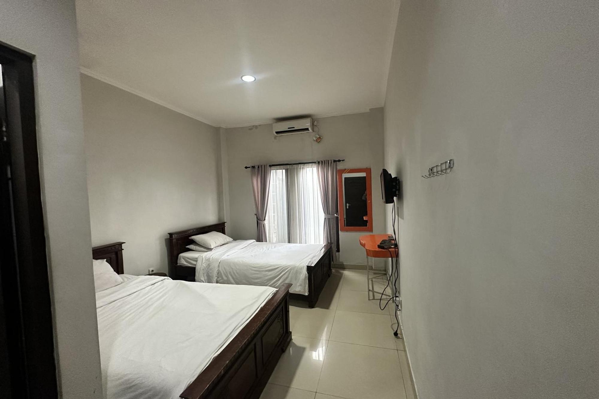 Hotel Warta Dua Denpasar Zewnętrze zdjęcie