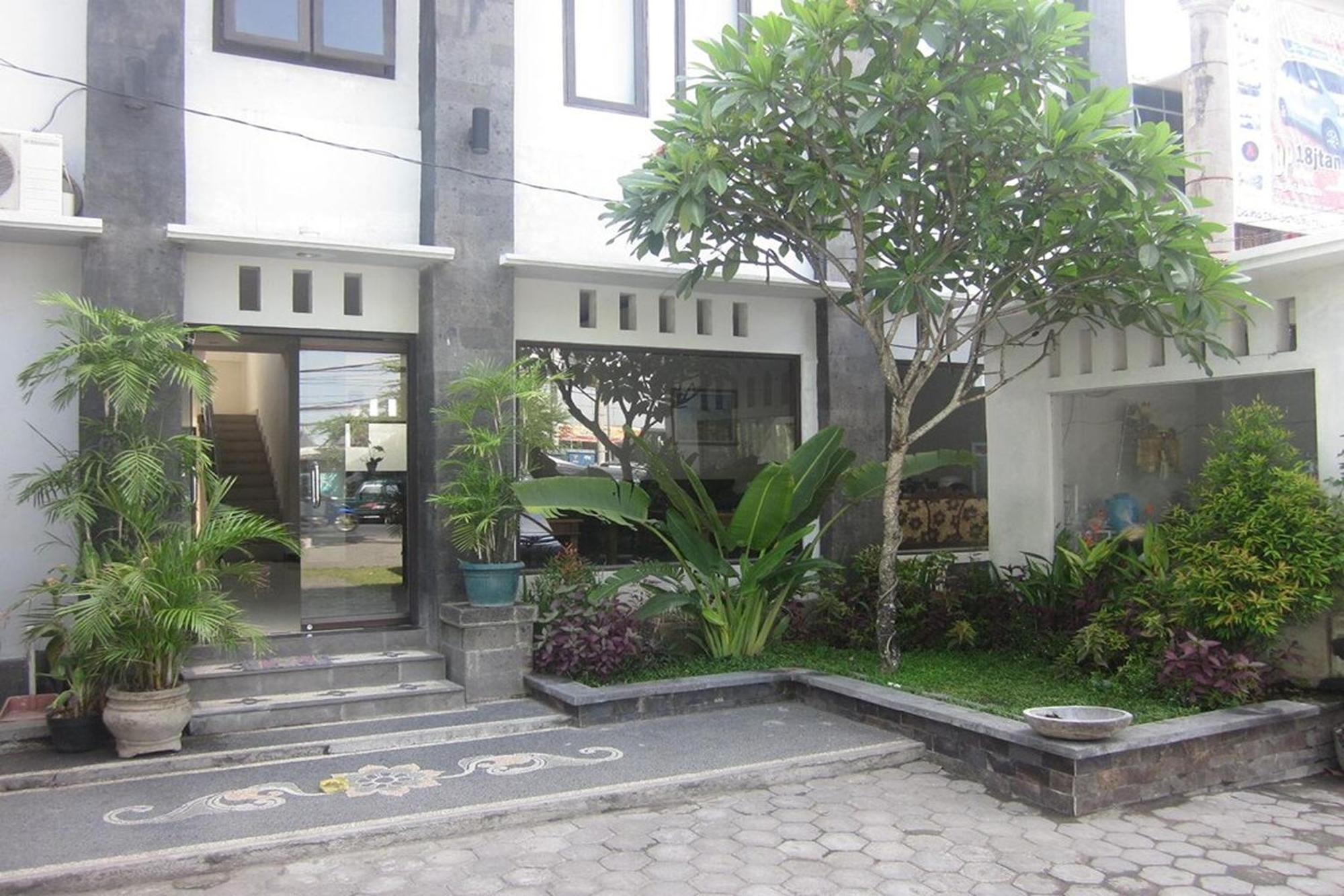 Hotel Warta Dua Denpasar Zewnętrze zdjęcie